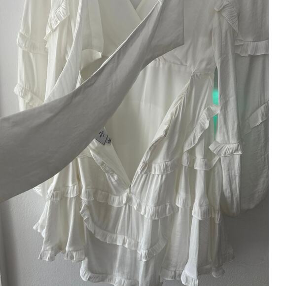 DB studio charmeuse ruffle mini dress back tie Perfect for a bride to be szL - Picture 15 of 16